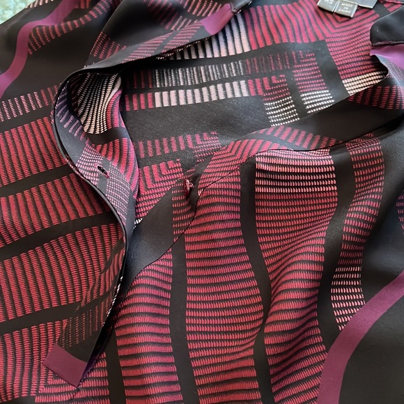 Sleeveless Silk Blouse by Vince - Picture 7 of 12